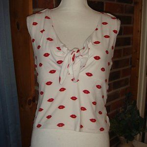 Riley & James Red Lips Bow Crop Top XL